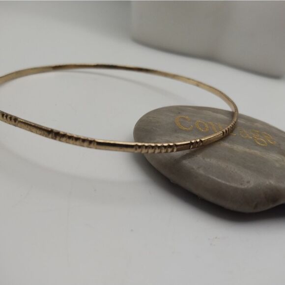 Champagne tracks tribal bracelet - Picture 2 of 2